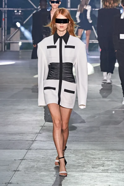 Look 90